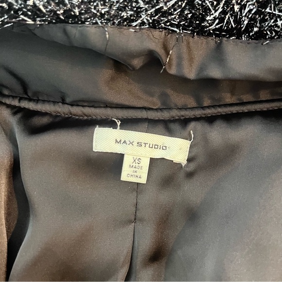 Max Studio Black Faux Tinsel Fur Cropped Jacket XS Oversized - Picture 5 of 10